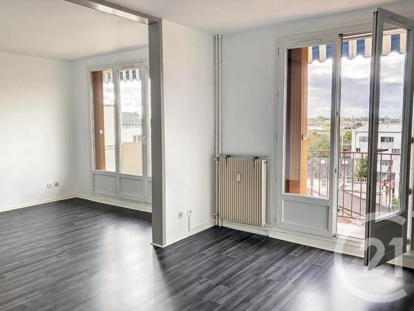Appartement F4 à vendre  4 pièces - 70,40 m 2   CHALONS EN CHAMPAGNE  - 51