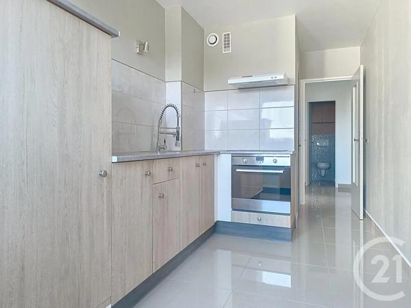 Appartement F4 à vendre  4 pièces - 70,40 m 2   CHALONS EN CHAMPAGNE  - 51
