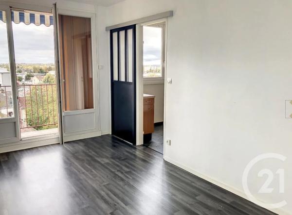 Appartement F4 à vendre  4 pièces - 70,40 m 2   CHALONS EN CHAMPAGNE  - 51