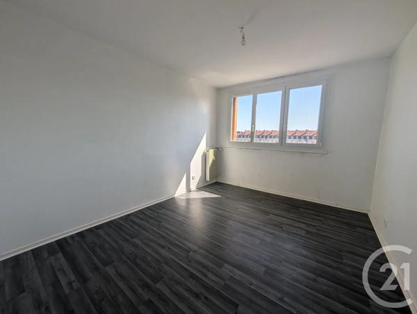 Appartement F4 à vendre  4 pièces - 70,40 m 2   CHALONS EN CHAMPAGNE  - 51