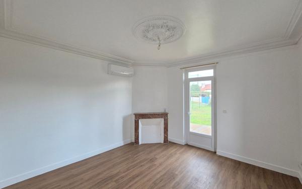 Maison à vendre    3 pièces •  Morcenx