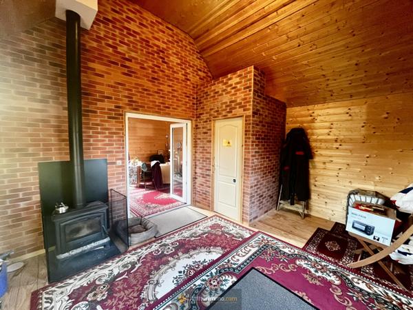 Saint-Jean-les-Deux-Jumeaux (77660) Propriété 188m², Terrain 3377m², Dépendance, DPE (B)