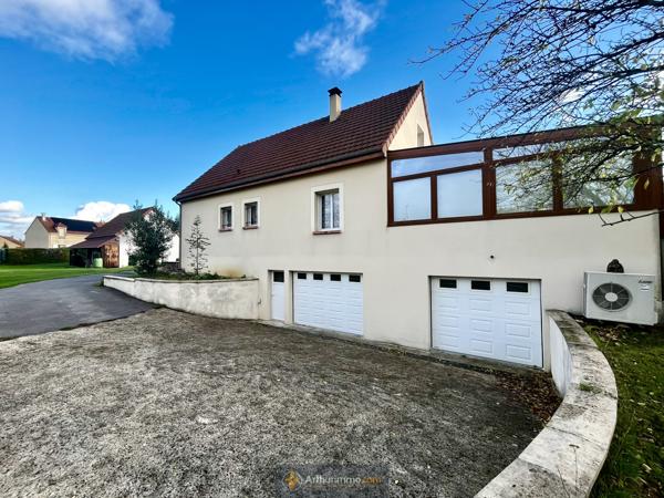 Saint-Jean-les-Deux-Jumeaux (77660) Propriété 188m², Terrain 3377m², Dépendance, DPE (B)