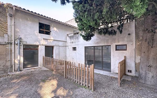 Appartement à vendre    3 pièces • 105 m2 Avignon