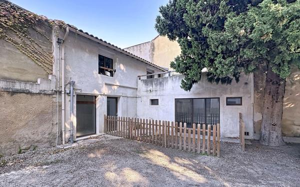 Appartement à vendre    3 pièces • 105 m2 Avignon