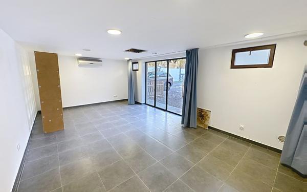 Appartement à vendre    3 pièces • 105 m2 Avignon