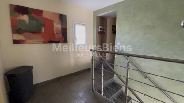 Charmante maison en pierre entièrement rénovée sur une parcelle de 1500 m2