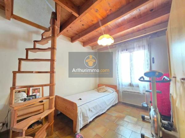 Vente                                                      Maison
                        
                     6 pièces                      117 m2                     à Sarcelles
