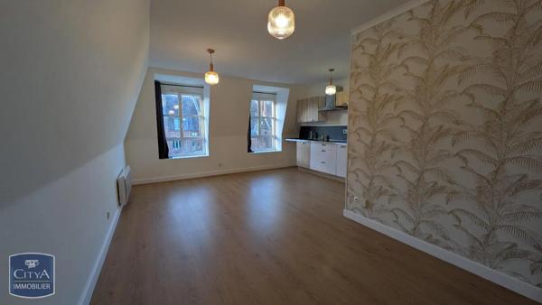 Appartement à louer 3 pièces 68.27m² Cambrai (59400)