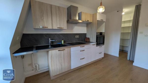Appartement à louer 3 pièces 68.27m² Cambrai (59400)