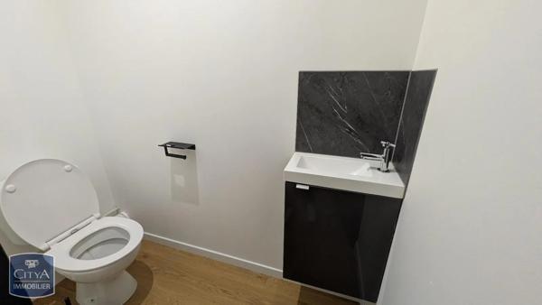 Appartement à louer 3 pièces 68.27m² Cambrai (59400)