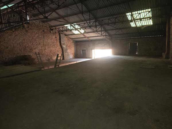corps de ferme de 600 m2 avec terrain