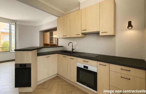 Chaville - Rive droite - Maison familiale de 7 pièces avec terrasse €729 000 ** - Référence 597-CIA