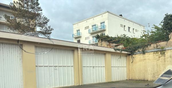 Bourg-en-bresse  garage fermé