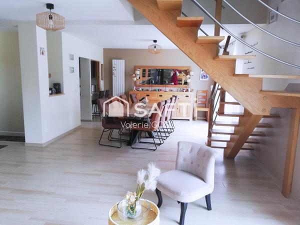 Belle propriété sans travaux avec piscine couverte