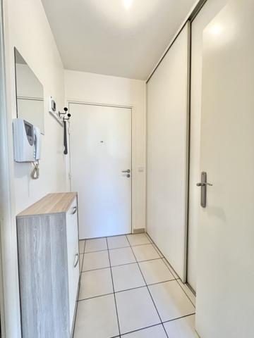 T2 ANNECY CENTRE - CALME - TERRASSE 16 M2
