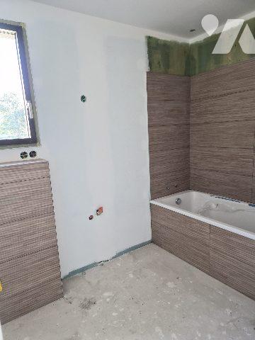 MAISON NEUVE A BASSENS