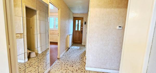 CHAUMONTEL Pavillon de plain pied 5 pièces sur terrain divisible de plus de 1640 m²