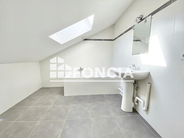 Location Appartement 2 pièces 47.17 m² - 4 BIS RUE DU RUISSEAU Chatel Saint Germain 57160