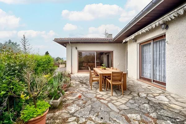 A vendre Maison à fort potentiel, avec jardin et terrasses sur un terrain 1 100 m² à BALMA