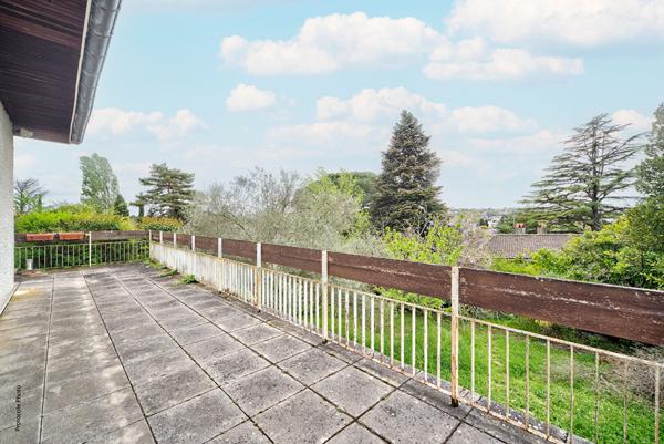 A vendre Maison à fort potentiel, avec jardin et terrasses sur un terrain 1 100 m² à BALMA