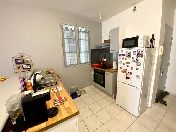 Appartement T3 en souplex avec locataire en place, proche gare SNCF et centre-ville de Carcassonne