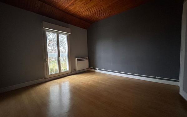 Maison à vendre    3 pièces •  Mer