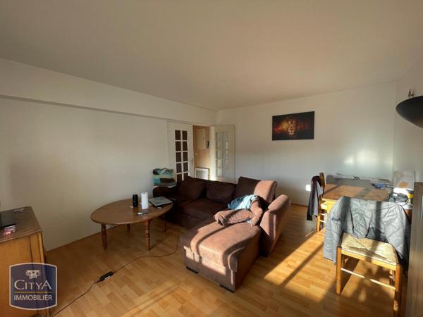Appartement à louer 2 pièces 49.09m² Guéret (23000)