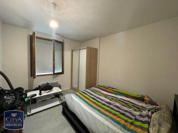 Appartement à louer 2 pièces 49.09m² Guéret (23000)