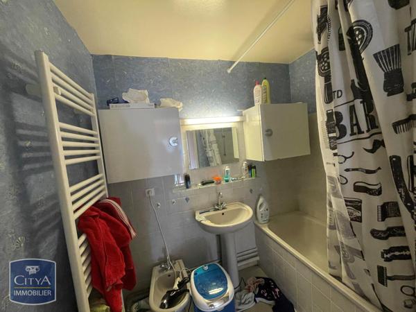 Appartement à louer 2 pièces 49.09m² Guéret (23000)