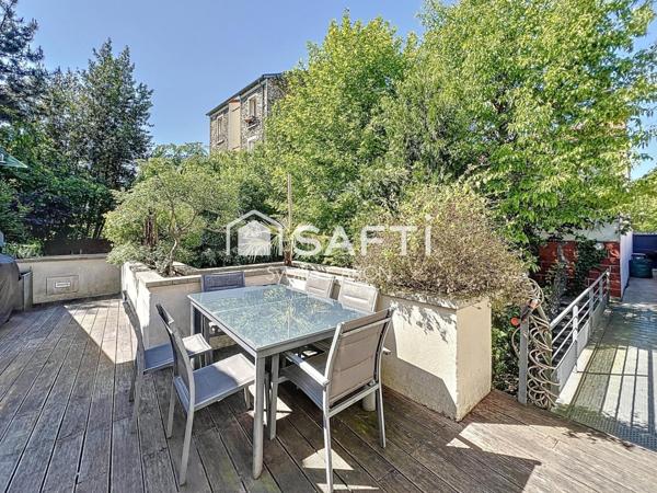 Loft calme et lumineux avec jardin de 220 m² – Hyper-centre