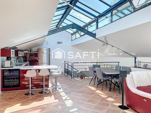 Loft calme et lumineux avec jardin de 220 m² – Hyper-centre