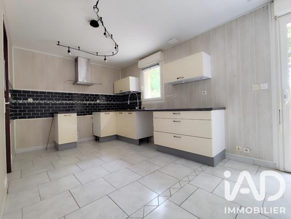 Maison à vendre 4 pièces 87 m² Baugé-en-Anjou