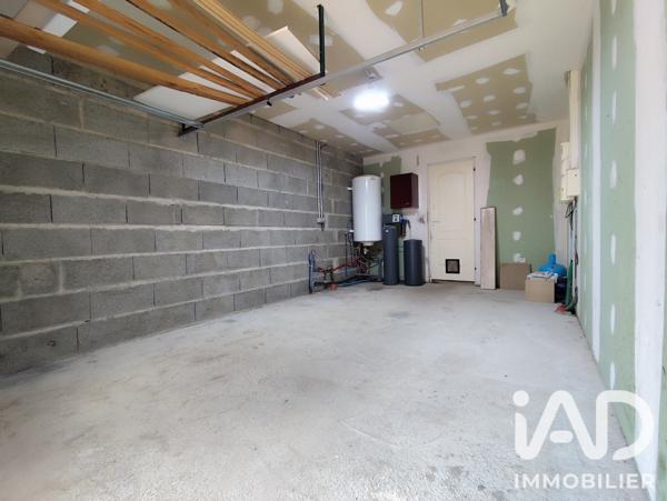 Maison à vendre 4 pièces 87 m² Baugé-en-Anjou