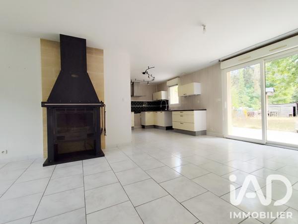 Maison à vendre 4 pièces 87 m² Baugé-en-Anjou