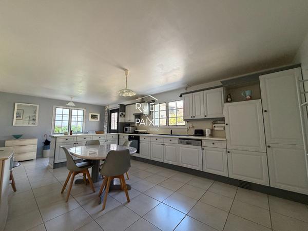 79400 EXIREUIL Très belle propriété - EXIREUIL - vue dégagée - 4 hectares de terre