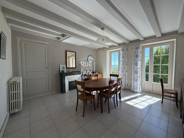 79400 EXIREUIL Très belle propriété - EXIREUIL - vue dégagée - 4 hectares de terre