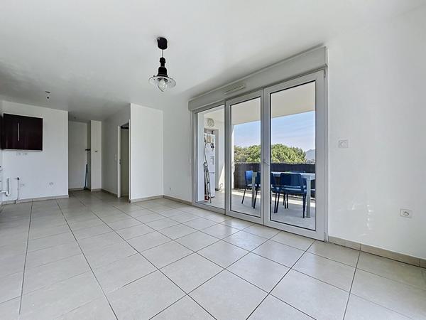 A vendre Appartement 3 pièces, garage, grande terrasse avec vue panoramique à Aubagne