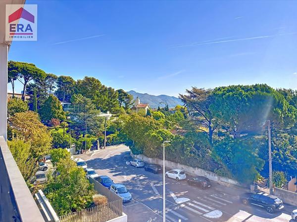 A vendre Appartement 3 pièces, garage, grande terrasse avec vue panoramique à Aubagne