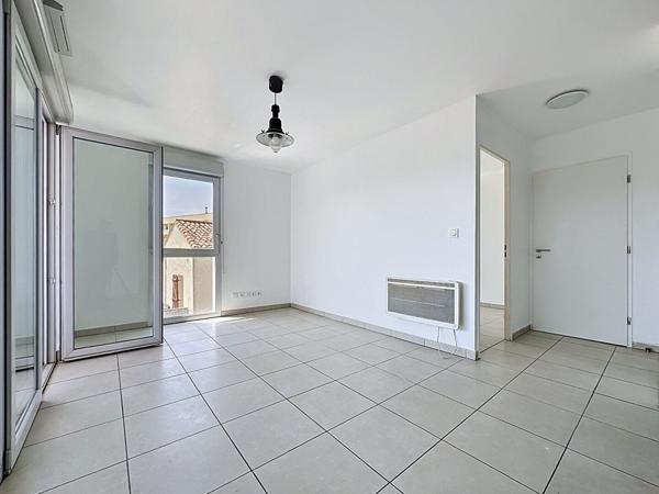 A vendre Appartement 3 pièces, garage, grande terrasse avec vue panoramique à Aubagne