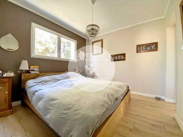 Vente                                                      Maison
                        
                     8 pièces                      205 m2                     à Saint-Brevin-les-Pins