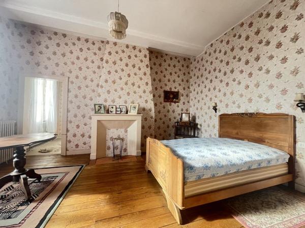 Maison à vendre |  Saint-Victurnien |  7 pièces | 145 m²