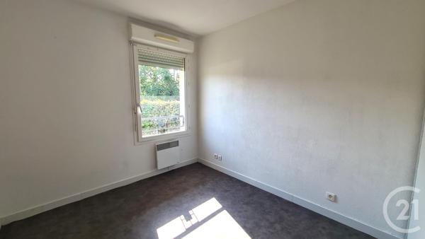 Appartement T3 à vendre  3 pièces - 57,70 m 2   SARLAT LA CANEDA  - 24