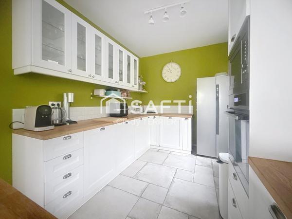 Magnifique propriété avec dépendances et vaste terrain