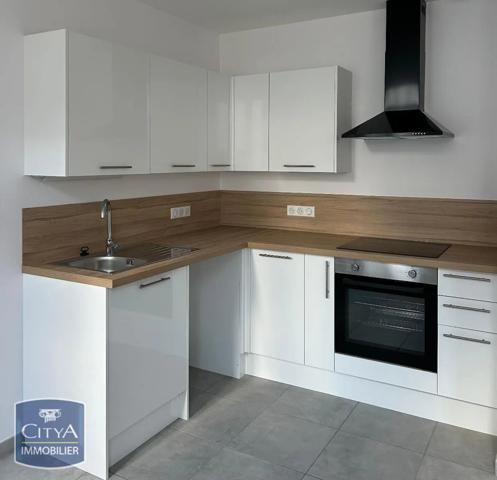 Appartement à louer 4 pièces 82.18m²