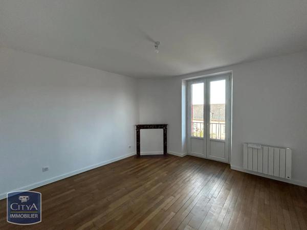 Appartement à louer 4 pièces 82.18m²