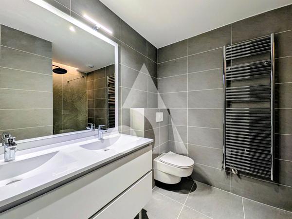 Appartement 6 pièces 129.76 m2