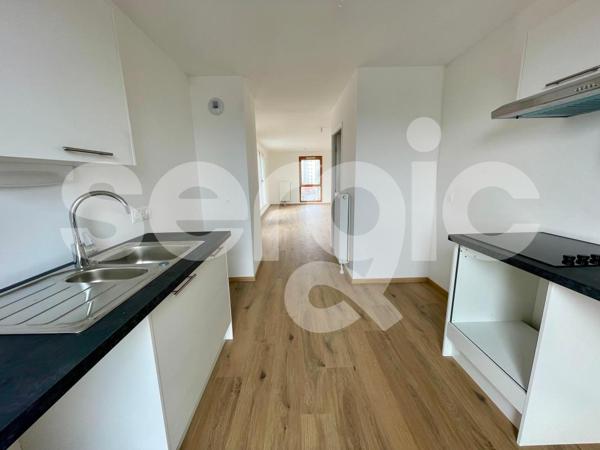 Location 3 Pieces 72 59000 Lille 07 0760 04 0134
