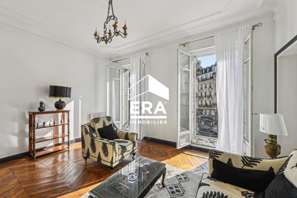 Appartement meublé 5 pièces de 117.01 m2 / Quartier Europe / PARIS 8ème