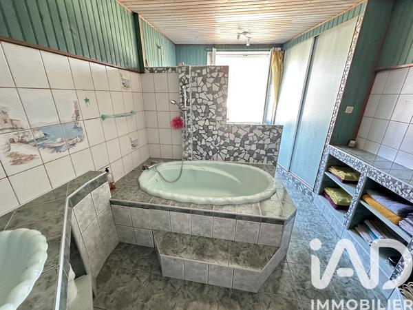 Maison à vendre 8 pièces 182 m² Monthureux-sur-Saône